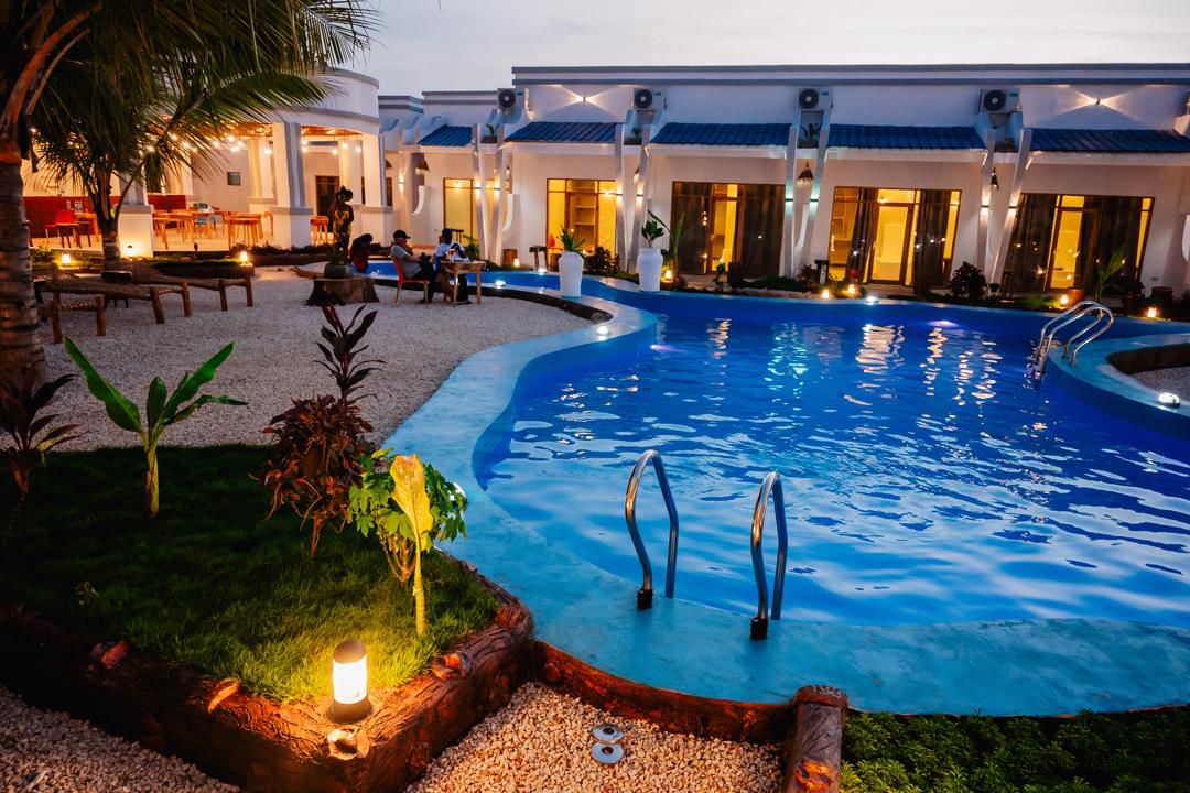 Honeymoon Suite