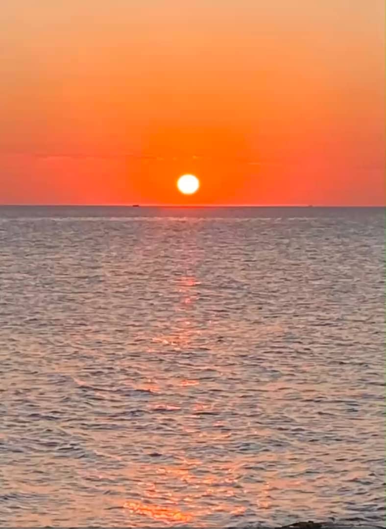 SUN SET
